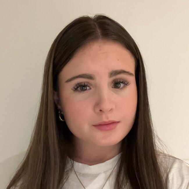 Babysitter in Auckland: Charlotte