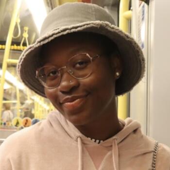 Babysitter a Sangano: Elisabeth