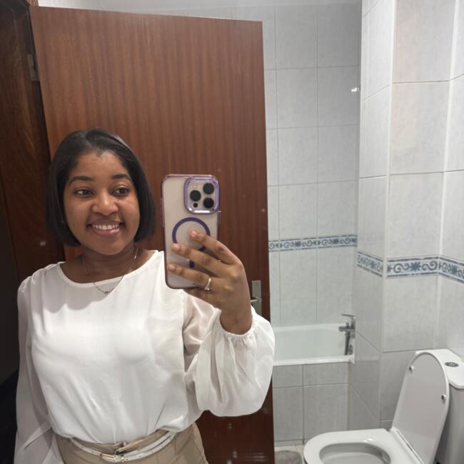 Babysitter in Porto: Júlia