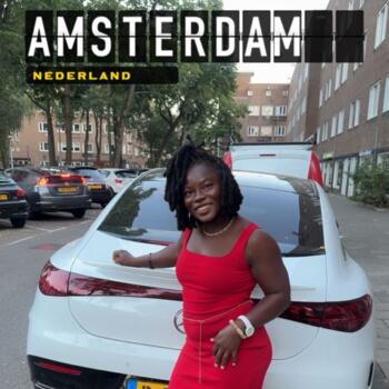 Babysitter in Amsterdam: Ajurenmisan Blossom
