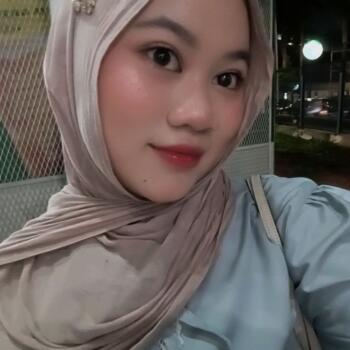 Babysitter Jakarta: Ananda