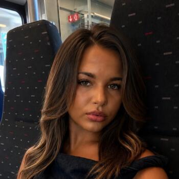 Babysitter Châtelet: Melina