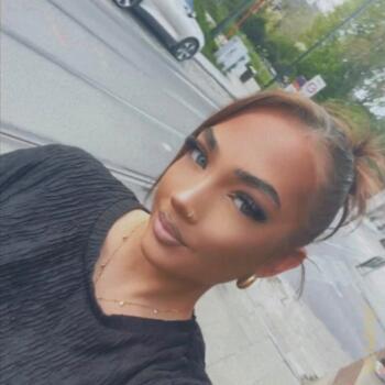 Bébiszitter Braine-l'Alleud területén: Elise