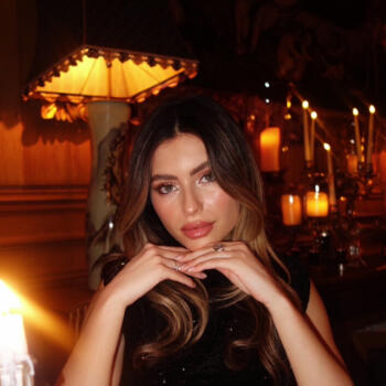 Babysitter in Paris: Chloé