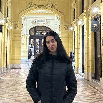 Varuška v Občina Ajdovščina: Leona