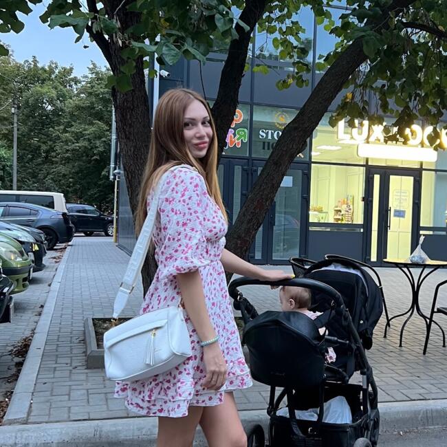 Babysitting job in Hurghada: Julia