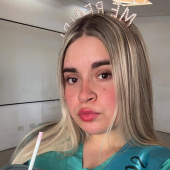 Babysitter in San Miguel: Abigail