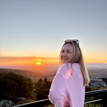 Babysitter in Christchurch: Jaz