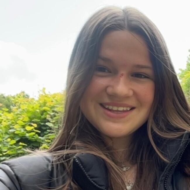 Babysitter in Gillingham: Emily