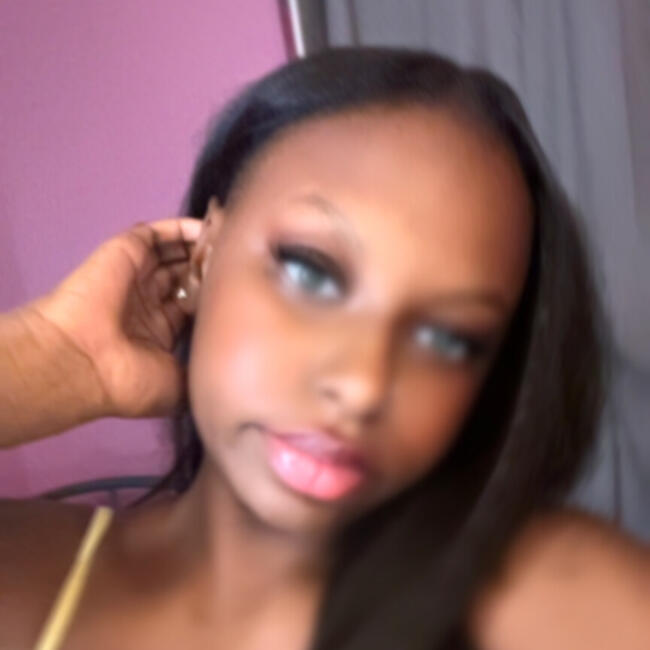 Nanny in Les Mureaux: Daly