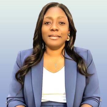 جليسة أطفال في Jazīrat Abū Z̧aby: Stéphanie