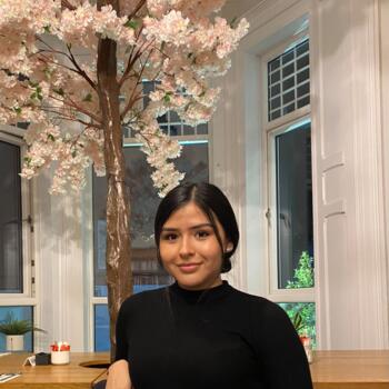 Babysitter in Bray: Darlyn