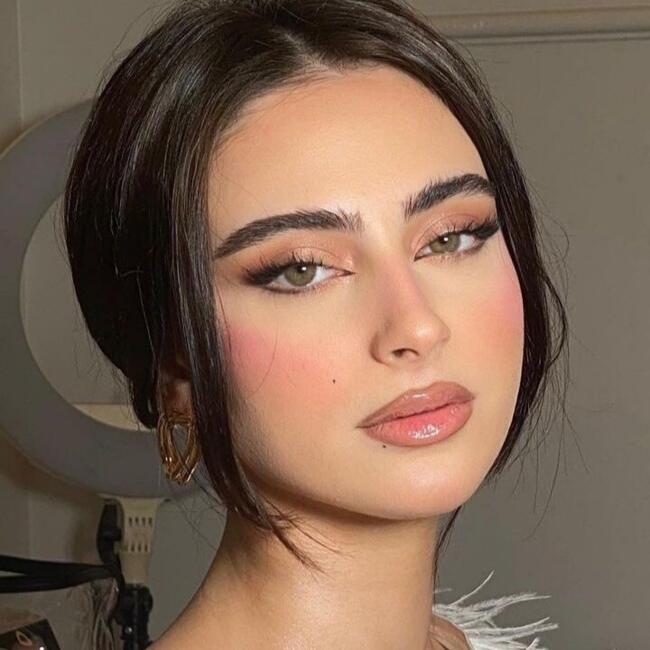 وظيفة جليسة أطفال في الرياض: Lamya