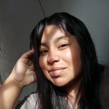 Niñera en Almería: Angelina noemi