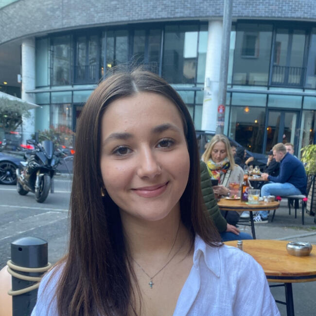 Babysitter in Frankfurt am Main: Paulina