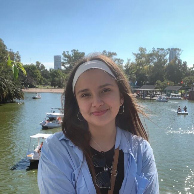 Niñera en Almirante Brown: Lourdes