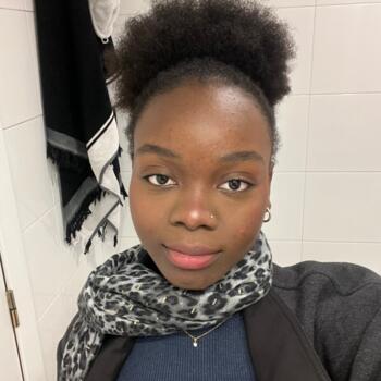 Canguro en Barcelona: Ketsia