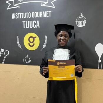 Babá em Juiz de Fora: Monica