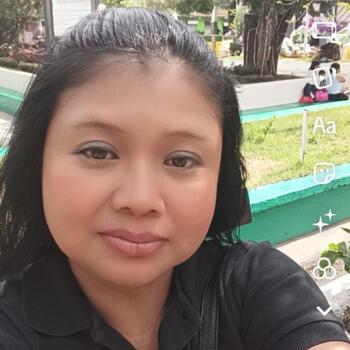 Babysitter in Caldera: Dora