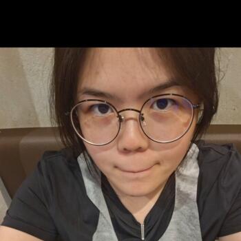Babysitter in Singapore Island: Vanessa