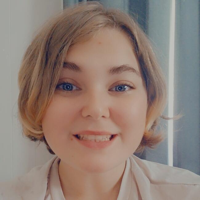 Babysitter in Baxter Springs: Kiara