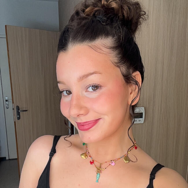 Babysitter in Marseille: Katia