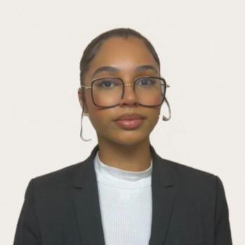 Babysitter in Zurich: Enya