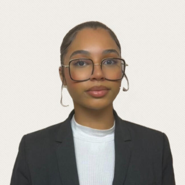 Baby-sitter in Zurich: Enya