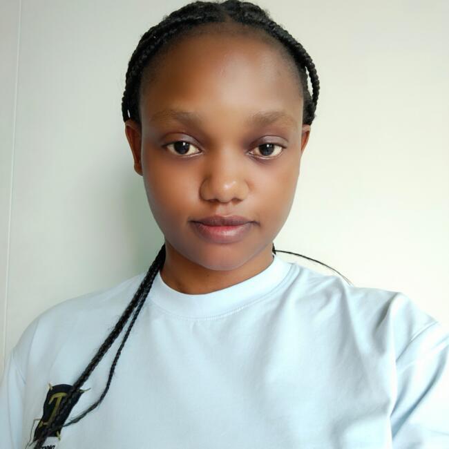 Babysitter in Dubai: Sharon