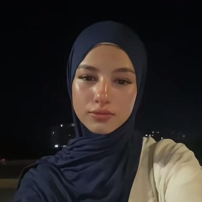 Babysitter in Cairo: Mariam