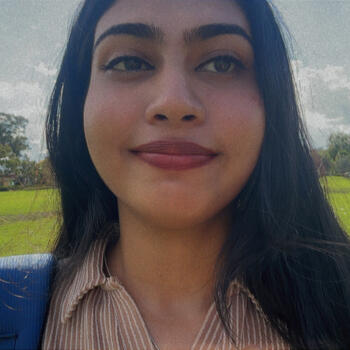 Babysitter Bathurst: Diya