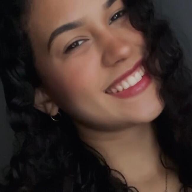 Babysitter in Patos (Paraíba): Yasmin