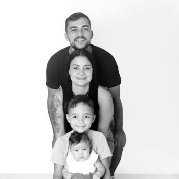 Emprego de babá em Pelotas: emprego de babá Caroline