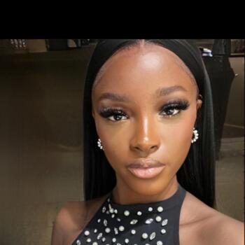 Babysitter in Saint-Denis: Aminata