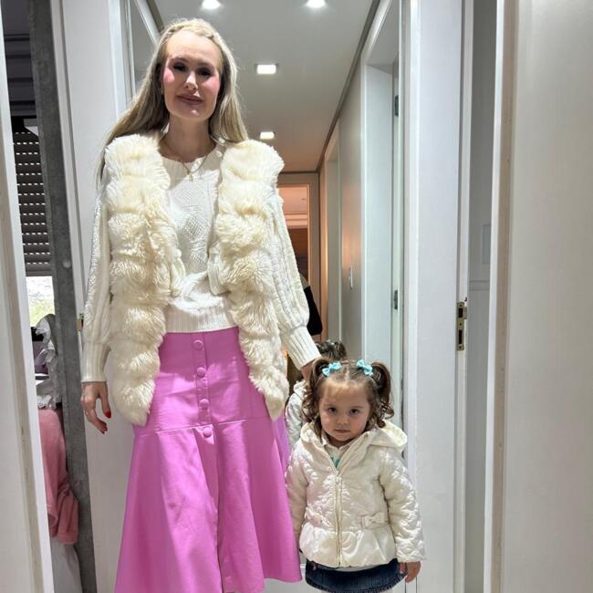 Babysitting job in Porto Alegre: Carina