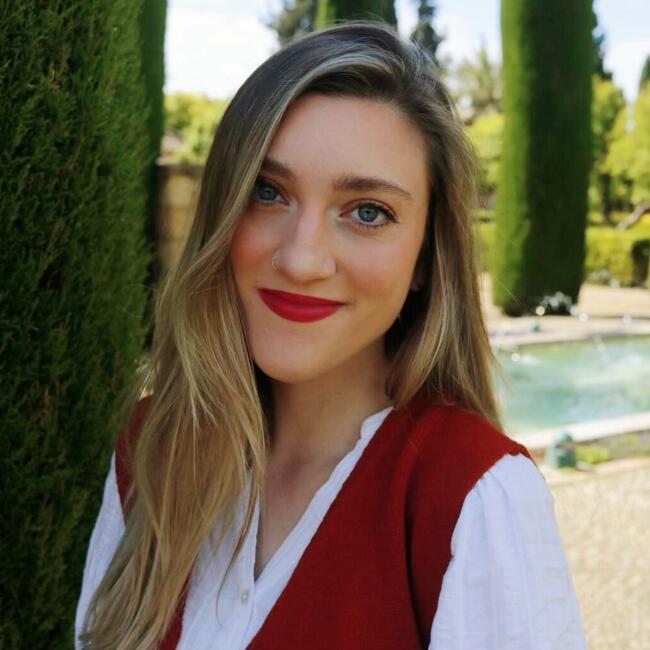 Babysitter in London: Julianne