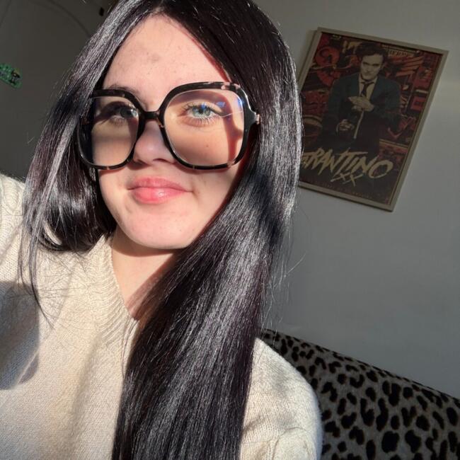 Babysitter in Lisle-sur-Tarn: Enora