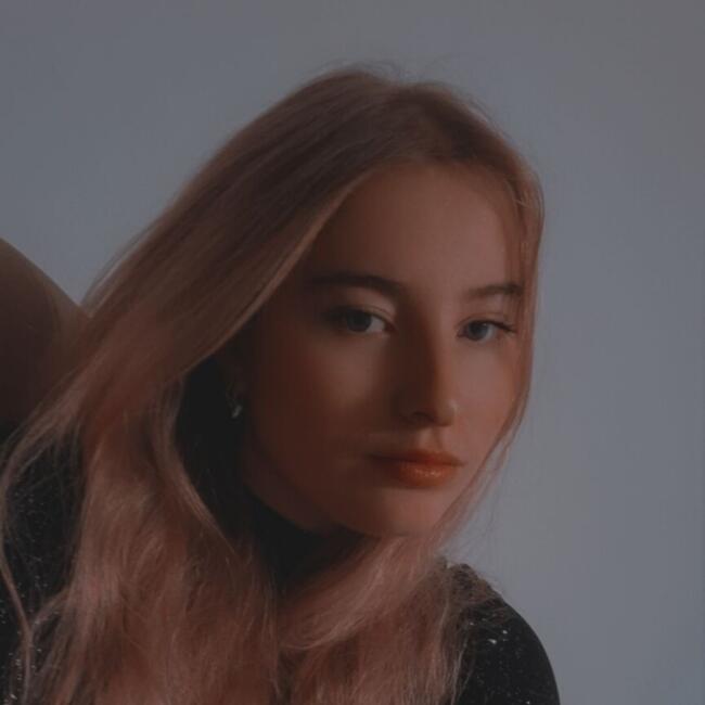 Babysitter in Codlea: Diana