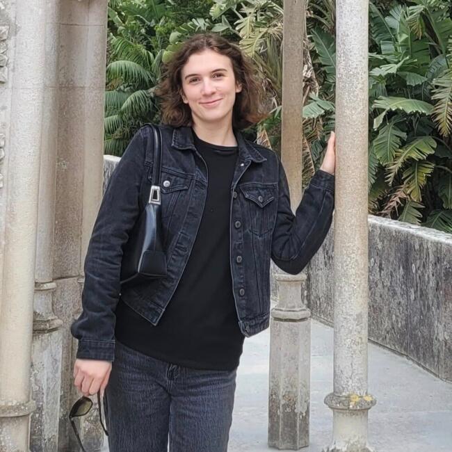 Babysitter in Champs-sur-Marne: Ariane