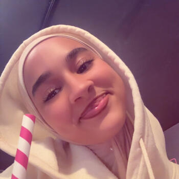 Babysitter in Molenbeek-Saint-Jean: Rania