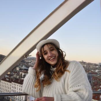 Babysitter in Villeurbanne: Emma