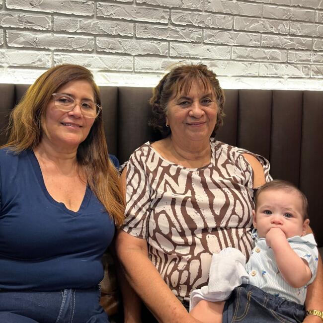 Emprego de babá em Iguatu: Janayna