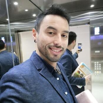 Trabajo para niñera en Recoleta: trabajo de niñera Adrián