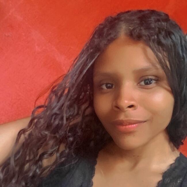 Babá em Cidade Ocidental: Jéssica