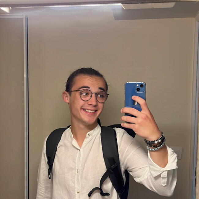 Babysitter in Bruz: Maxence