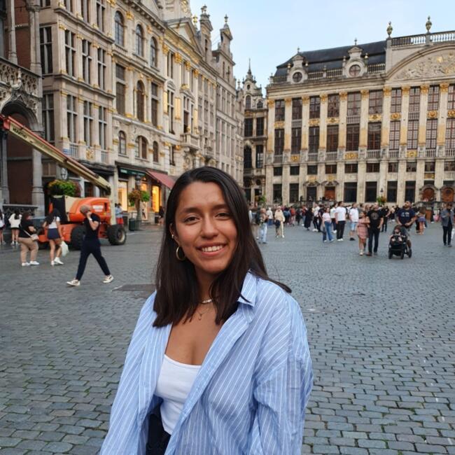 Baby-sitter in Pampelune: Nicole