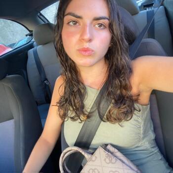 Babysitter in Milagres: Daniela