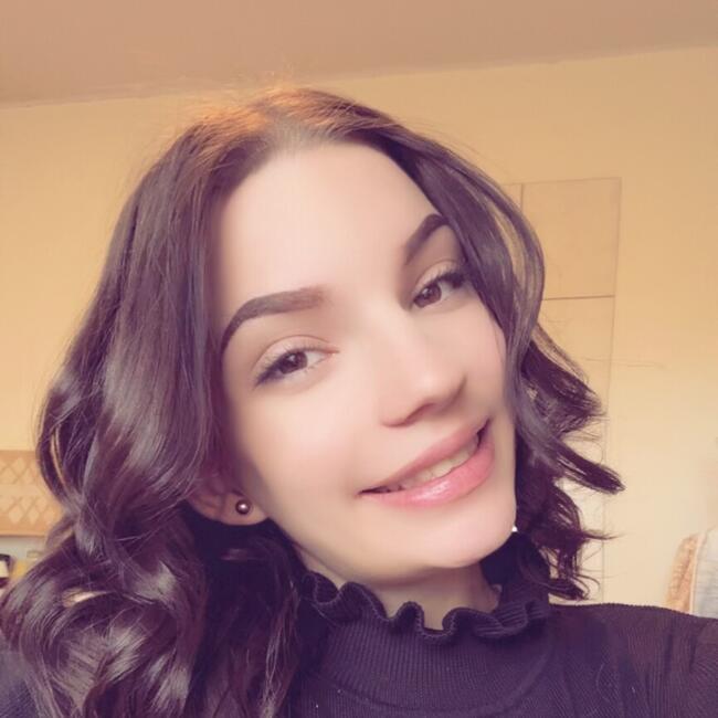 Babysitter in Charleroi: Evy