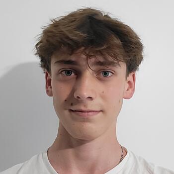 Babysitter in Bourg-des-Comptes: Matéo