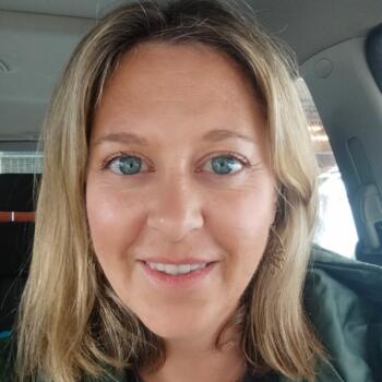 Babysitter in Bendigo: Bree